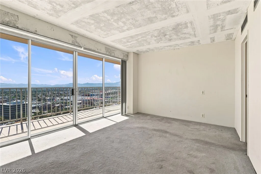 3111 Bel Air, Las Vegas, NV 89109