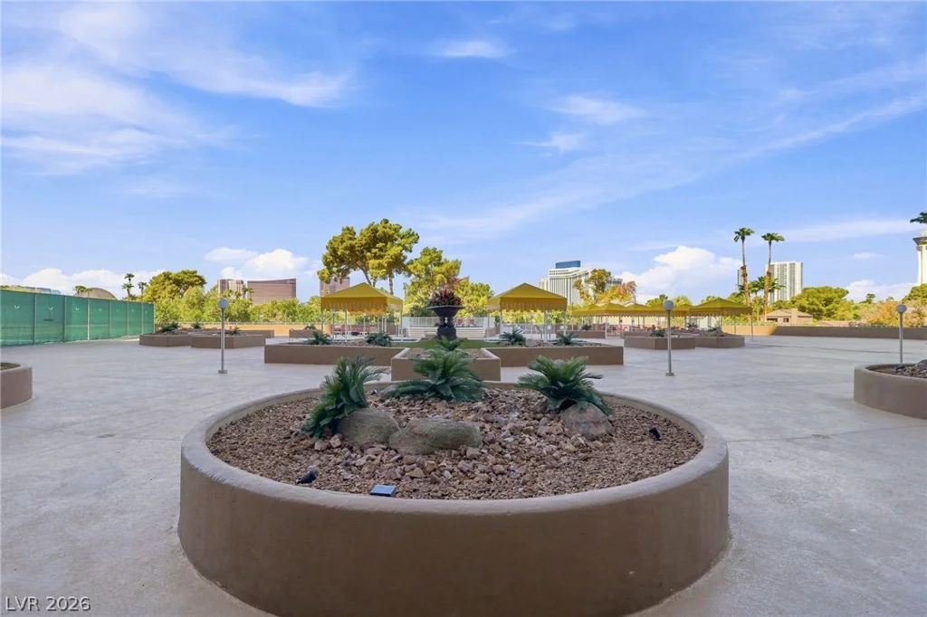 3111 Bel Air, Las Vegas, NV 89109