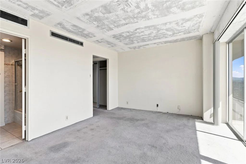 3111 Bel Air, Las Vegas, NV 89109