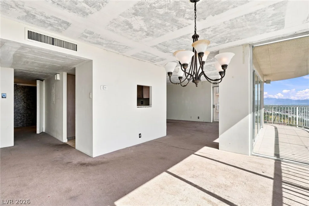 3111 Bel Air, Las Vegas, NV 89109