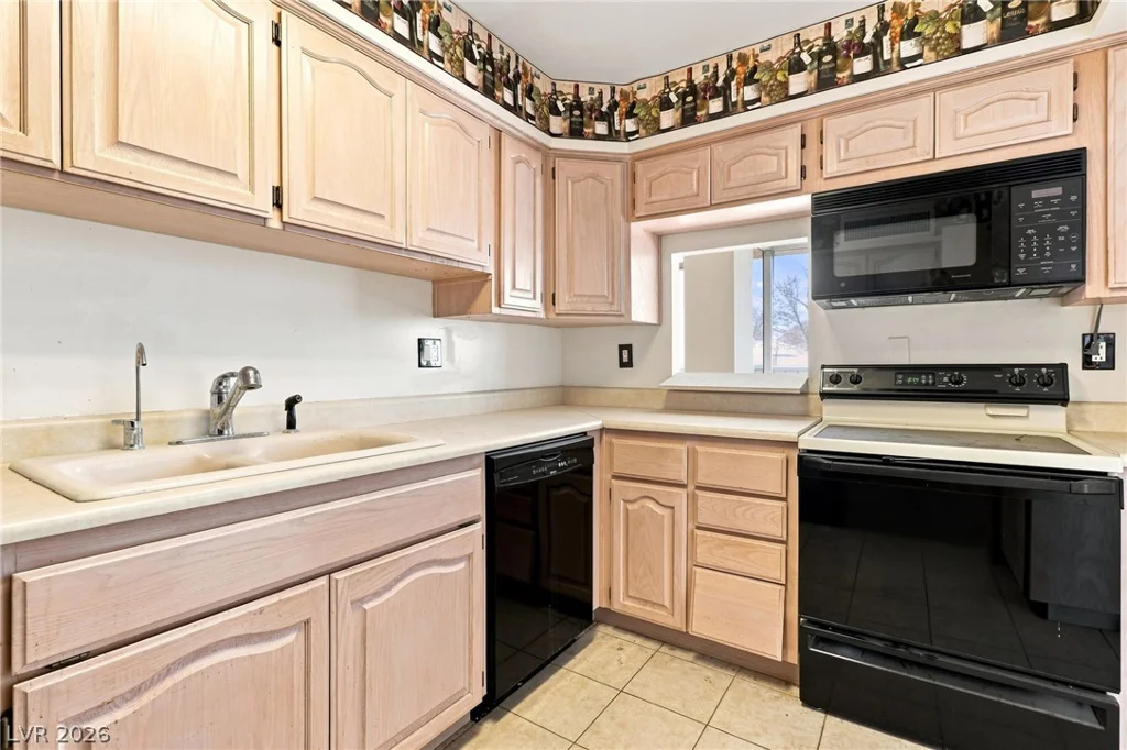 3111 Bel Air, Las Vegas, NV 89109