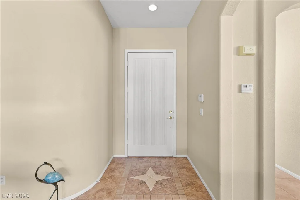 3290 Squire, Las Vegas, NV 89135