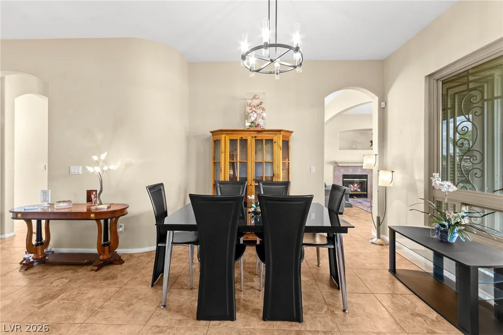 3290 Squire, Las Vegas, NV 89135