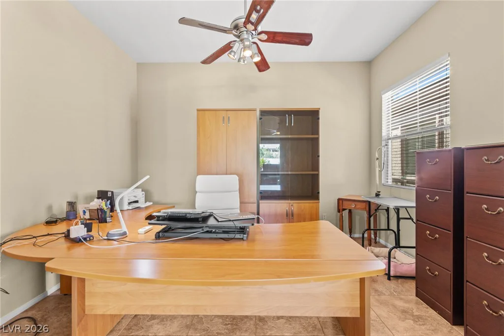 3290 Squire, Las Vegas, NV 89135