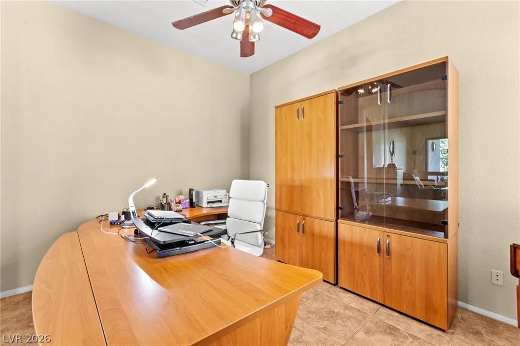 3290 Squire, Las Vegas, NV 89135