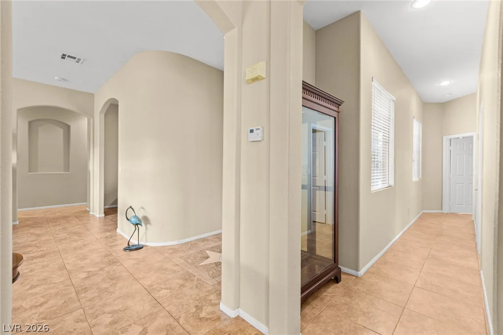 3290 Squire, Las Vegas, NV 89135