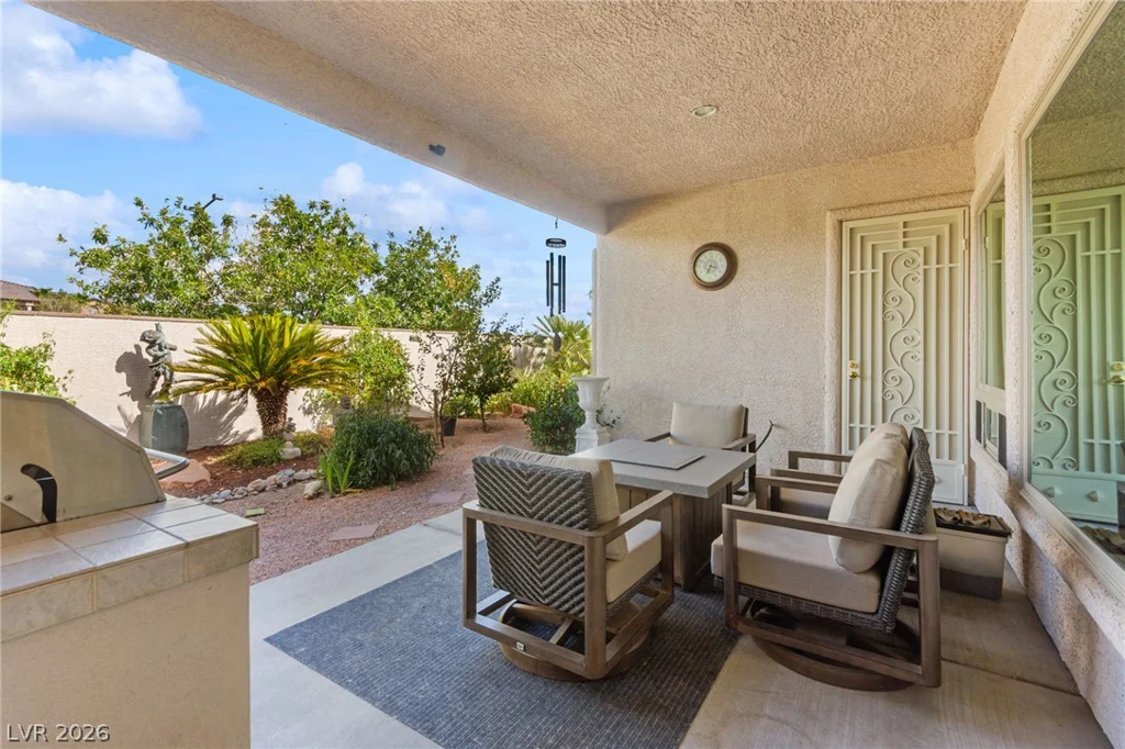 3290 Squire, Las Vegas, NV 89135