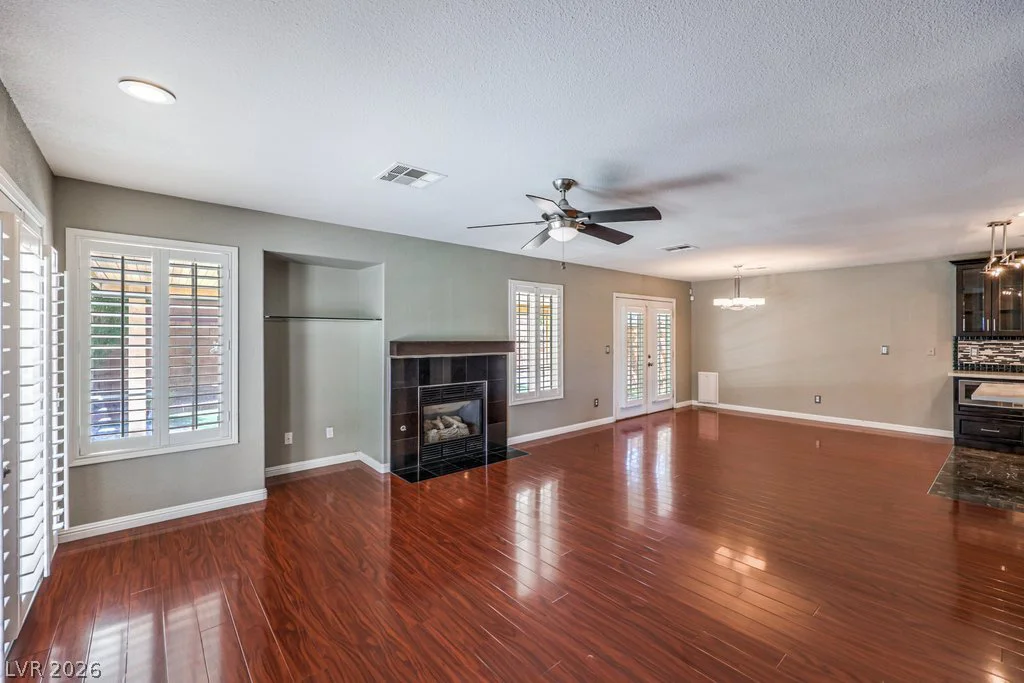 7661 Damascus, Las Vegas, NV 89113
