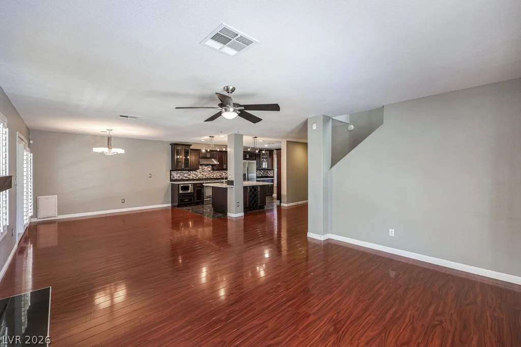 7661 Damascus, Las Vegas, NV 89113