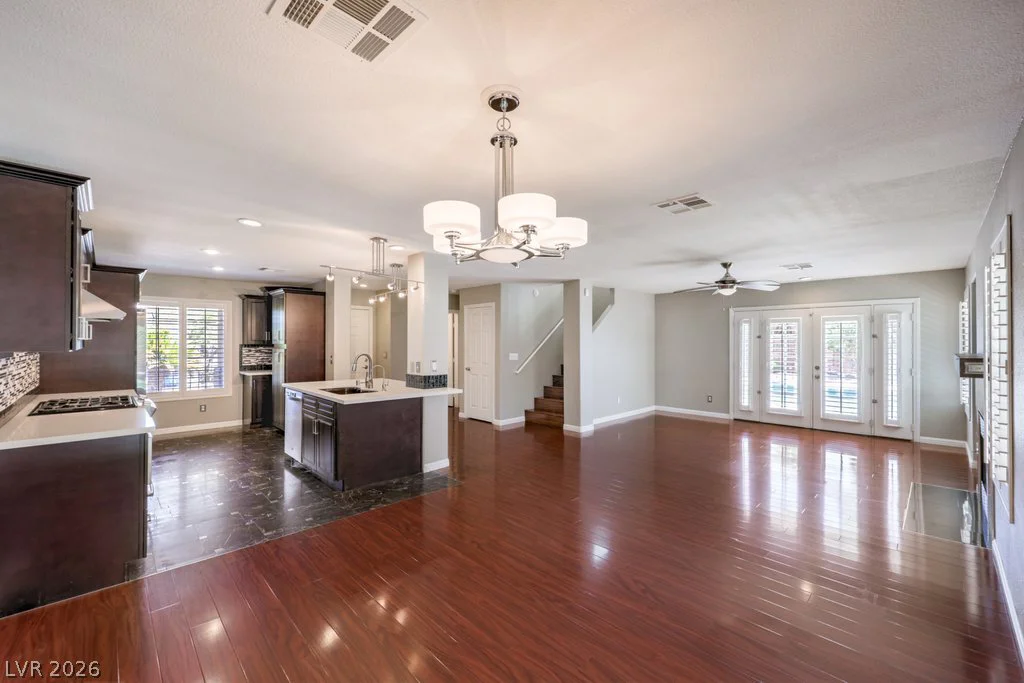 7661 Damascus, Las Vegas, NV 89113