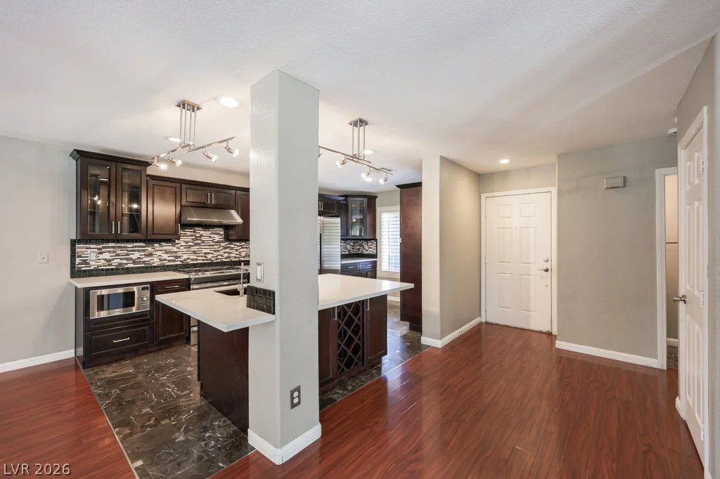 7661 Damascus, Las Vegas, NV 89113