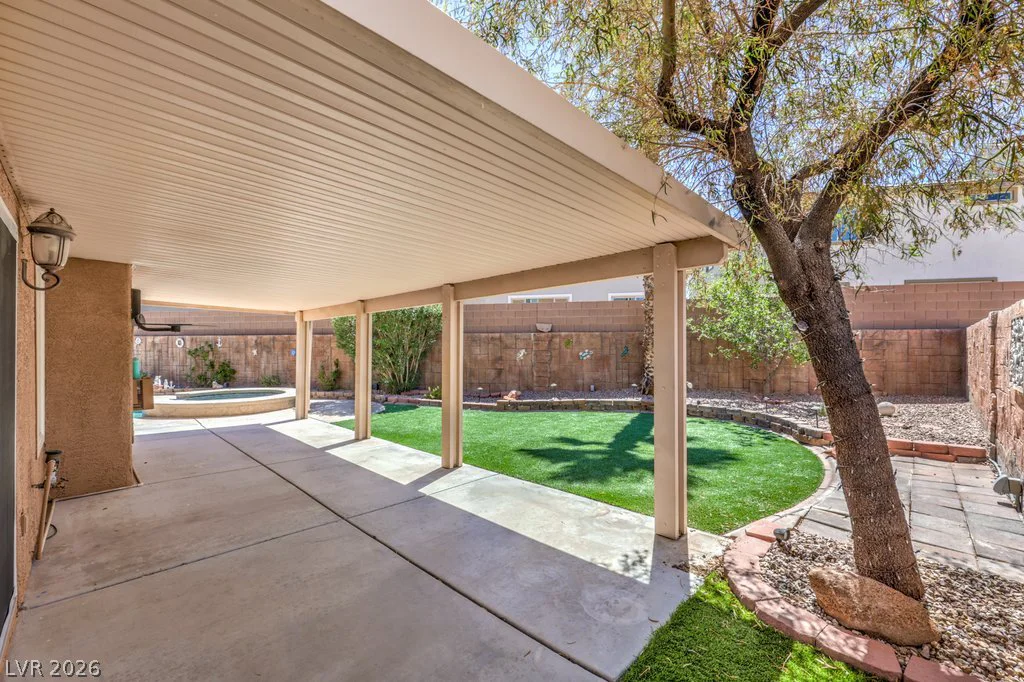 7661 Damascus, Las Vegas, NV 89113