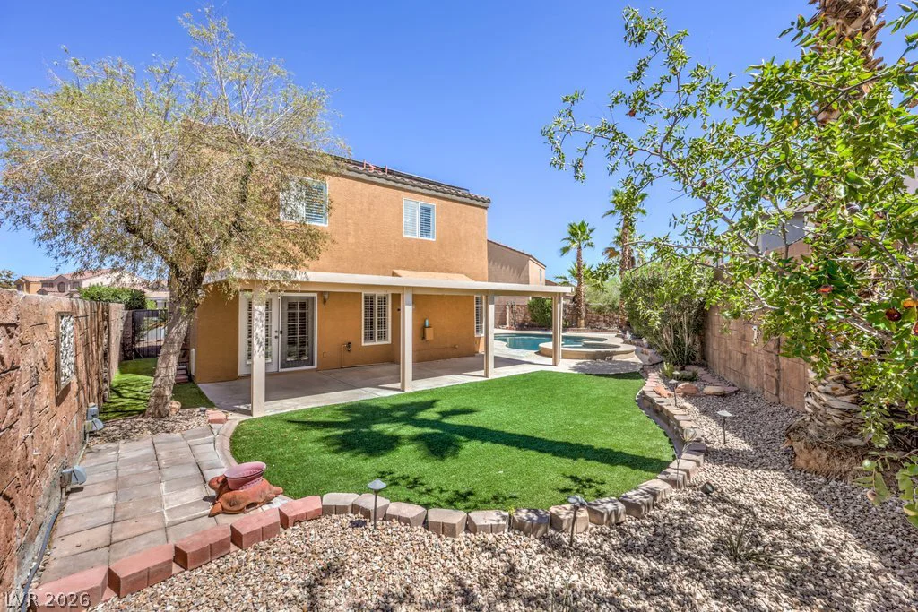 7661 Damascus, Las Vegas, NV 89113