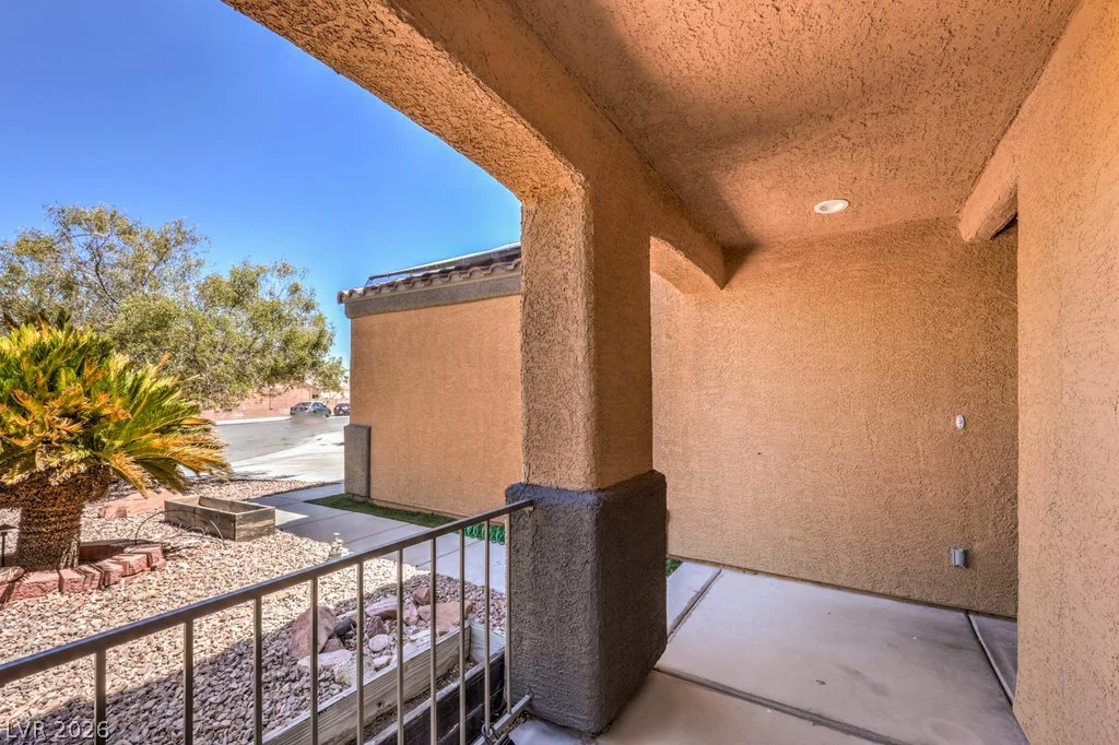 7661 Damascus, Las Vegas, NV 89113