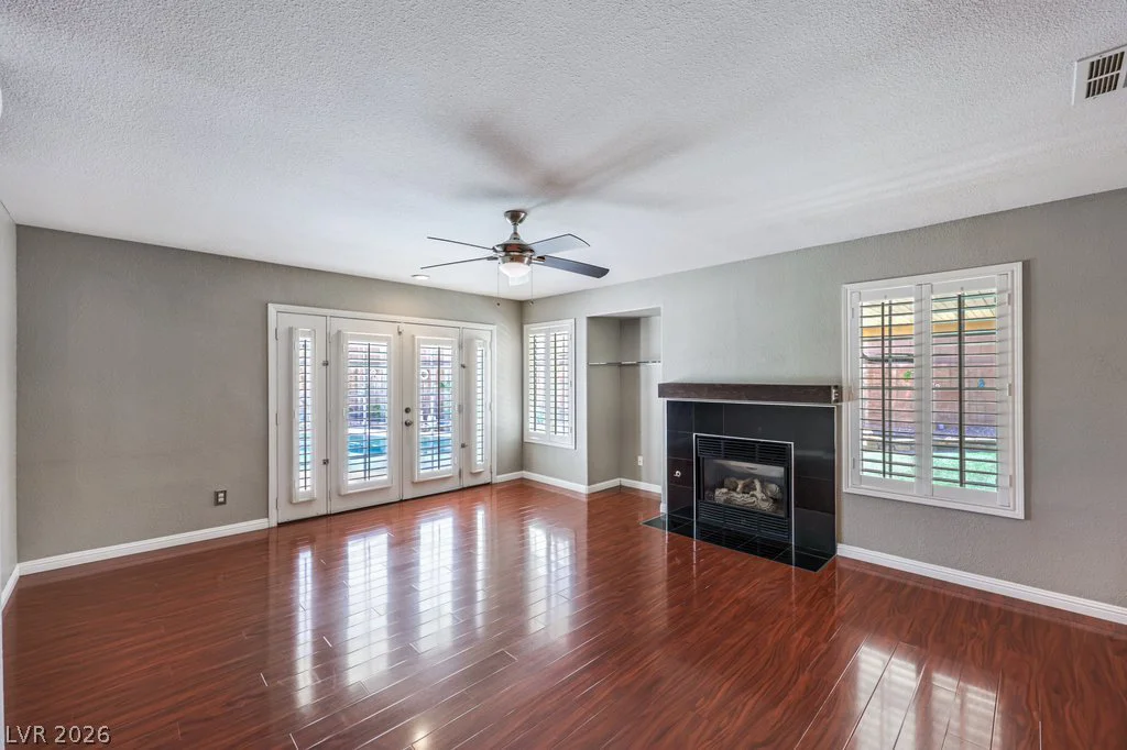 7661 Damascus, Las Vegas, NV 89113