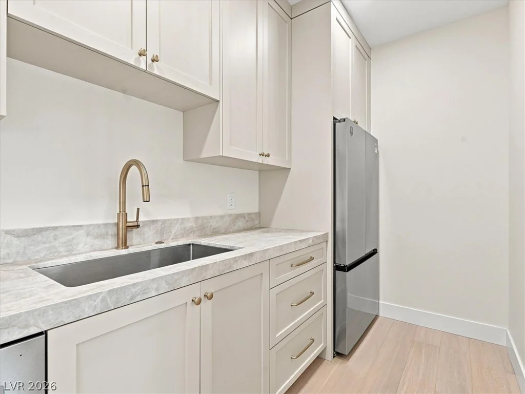 3091 Red Springs, Las Vegas, NV 89135