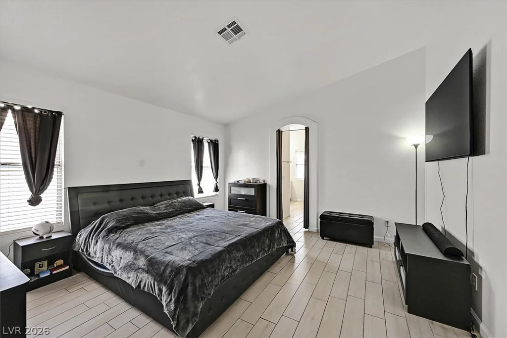 7008 Overhill, Las Vegas, NV 89129