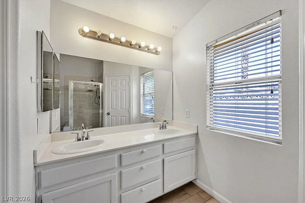 7008 Overhill, Las Vegas, NV 89129