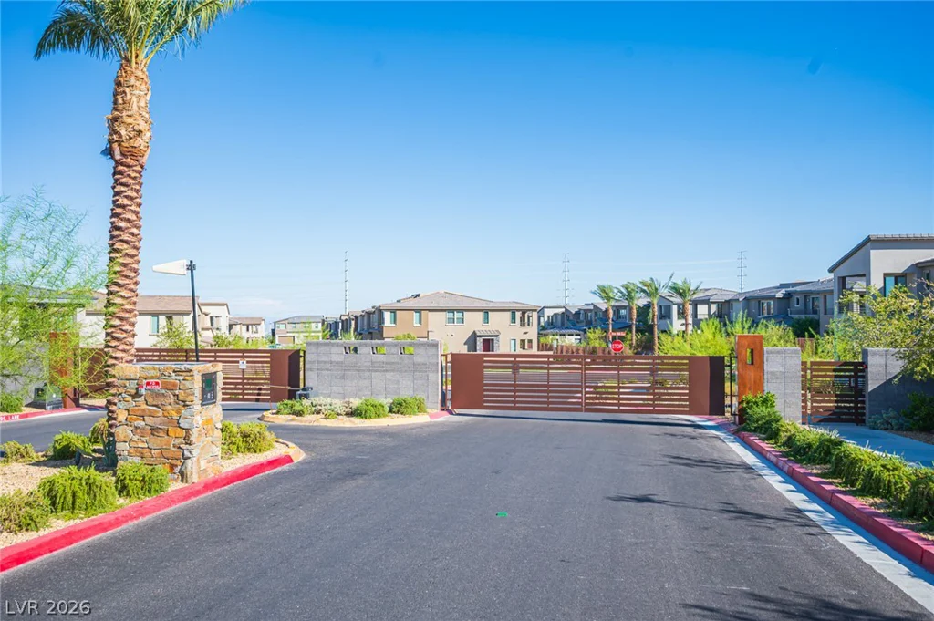 2545 Monolith, Las Vegas, NV 89138