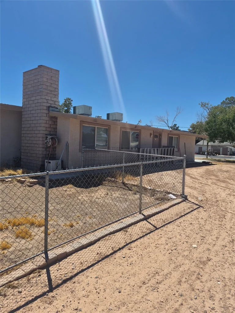 5001 Gilmore, Las Vegas, NV 89130