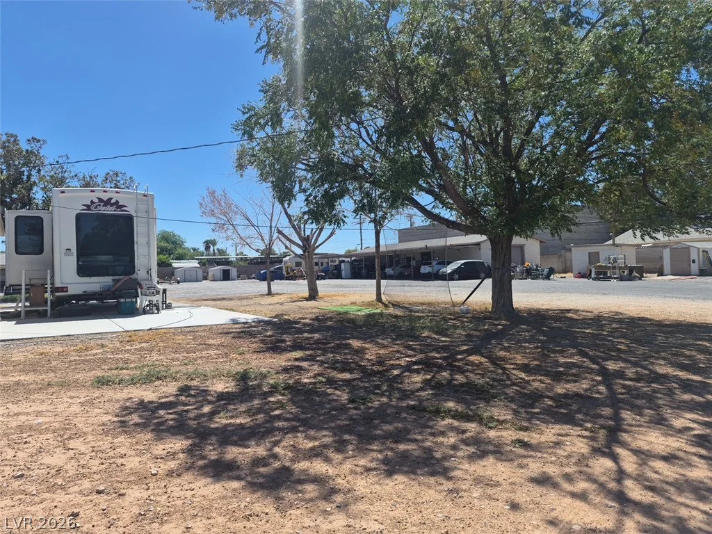 5001 Gilmore, Las Vegas, NV 89130