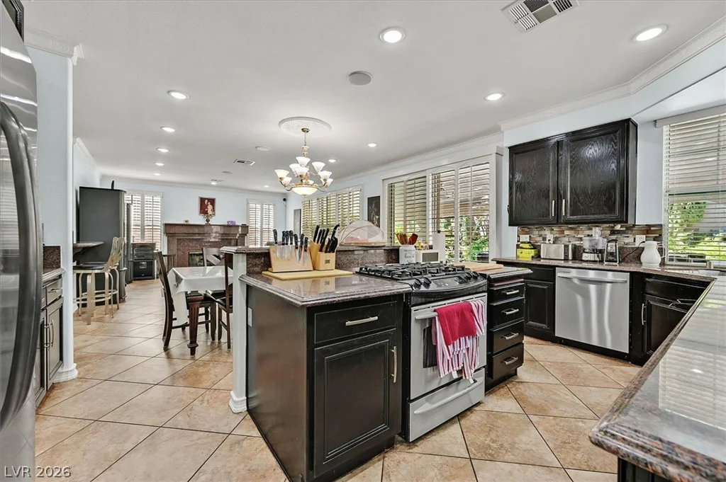 3739 Broadmead, Las Vegas, NV 89147