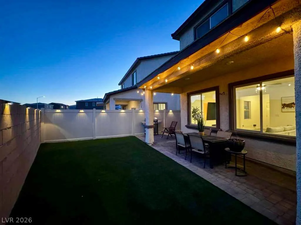 1647 Sandia Rock, North Las Vegas, NV 89032