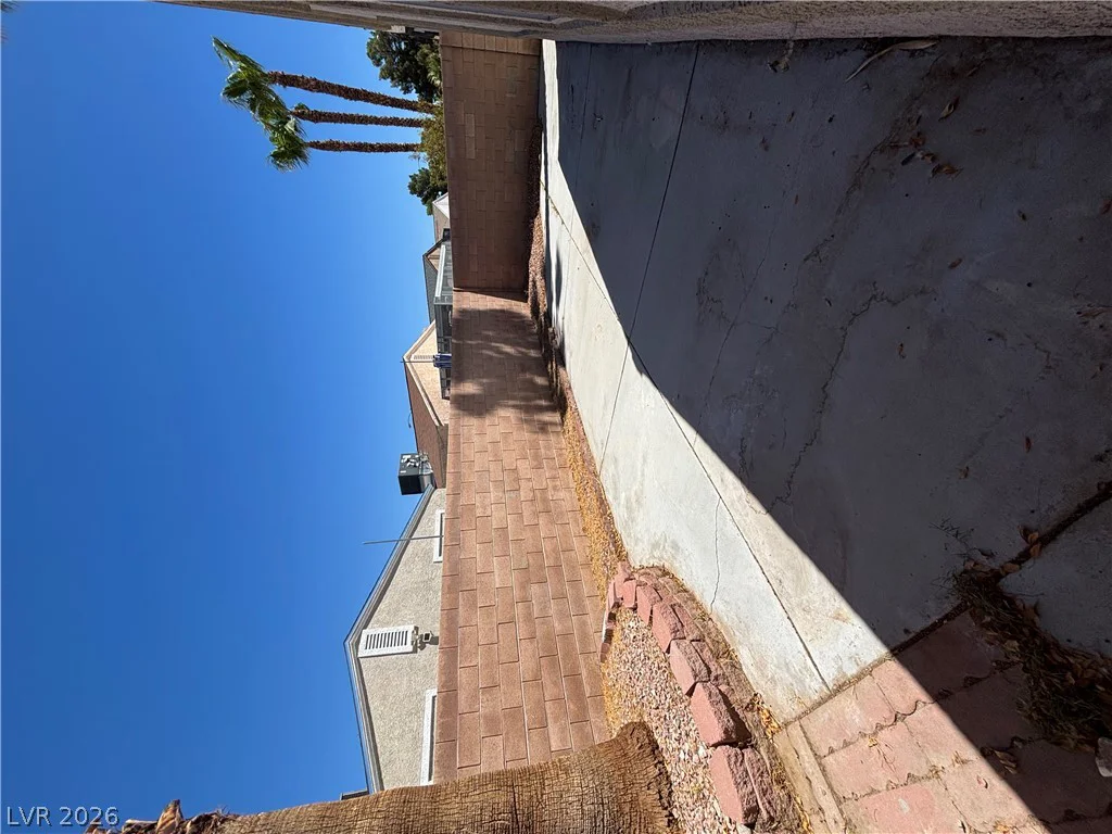 2312 Shady Hill, Las Vegas, NV 89106