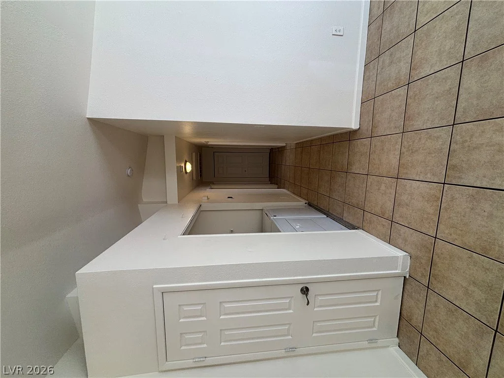 2312 Shady Hill, Las Vegas, NV 89106