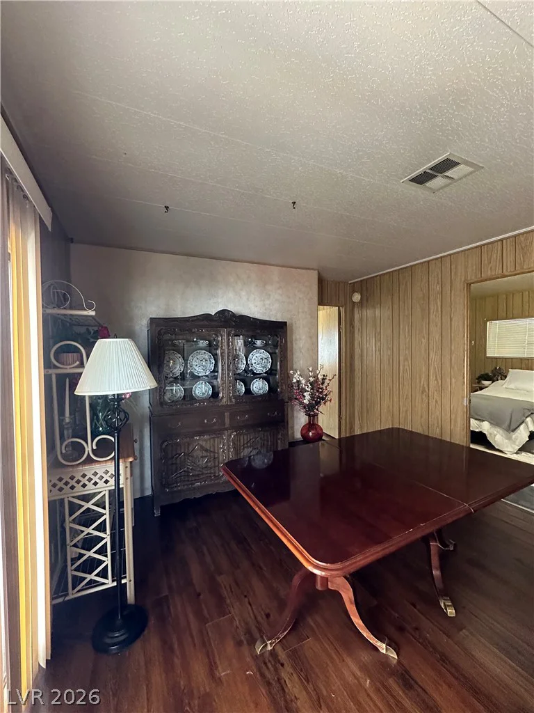 5073 Ridge, Las Vegas, NV 89103