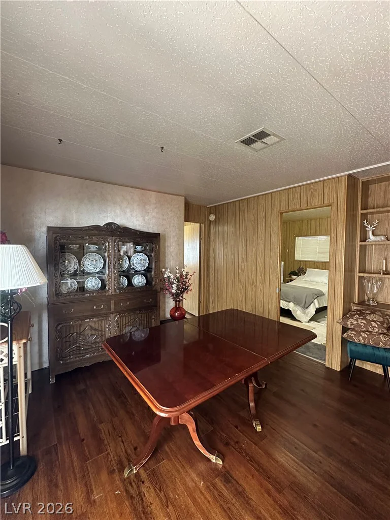 5073 Ridge, Las Vegas, NV 89103