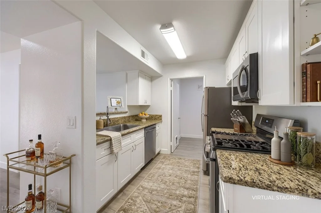 7885 Flamingo, Las Vegas, NV 89147