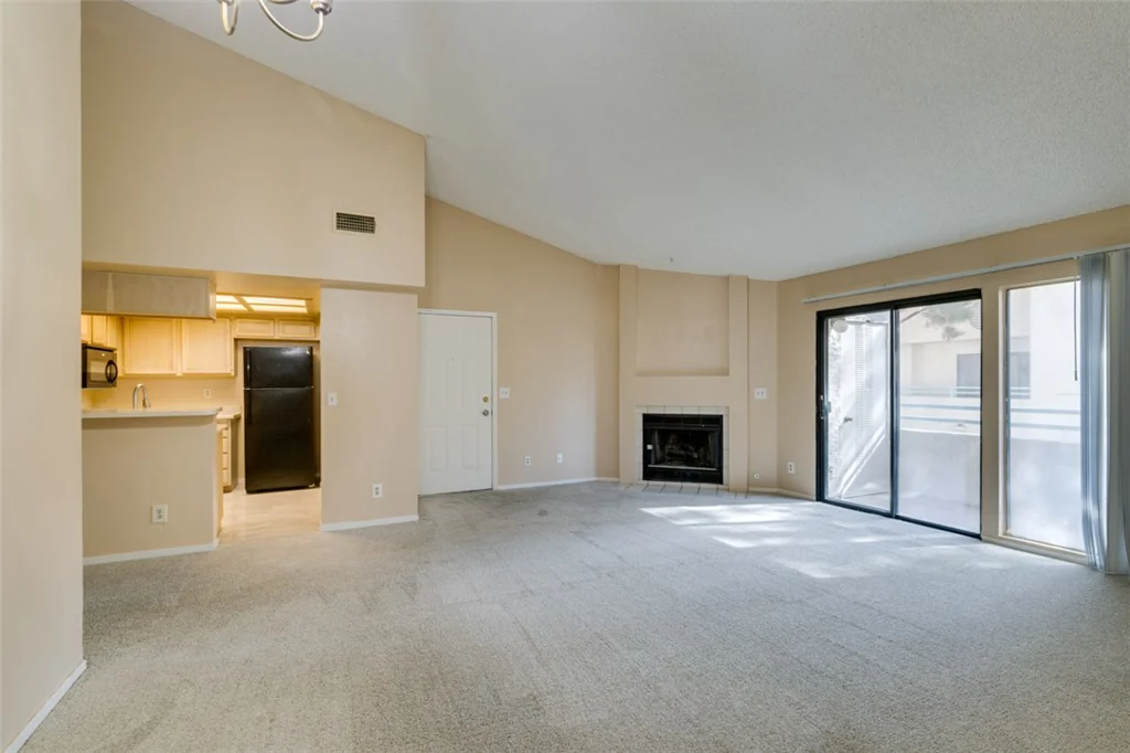 940 Sloan, Las Vegas, NV 89110