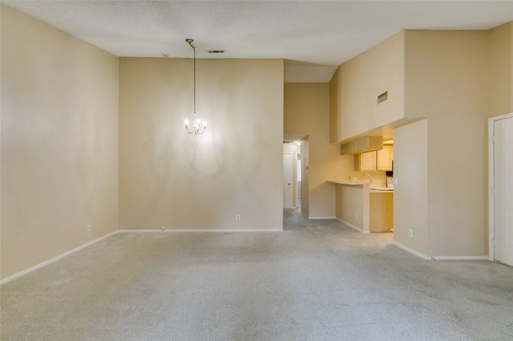 940 Sloan, Las Vegas, NV 89110