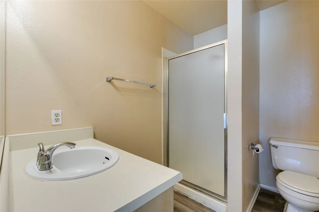 940 Sloan, Las Vegas, NV 89110