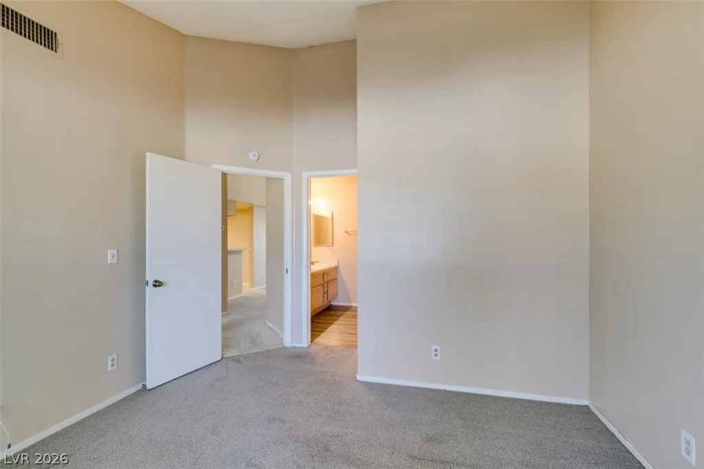 940 Sloan, Las Vegas, NV 89110