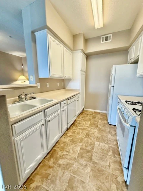 7155 Durango, Las Vegas, NV 89113