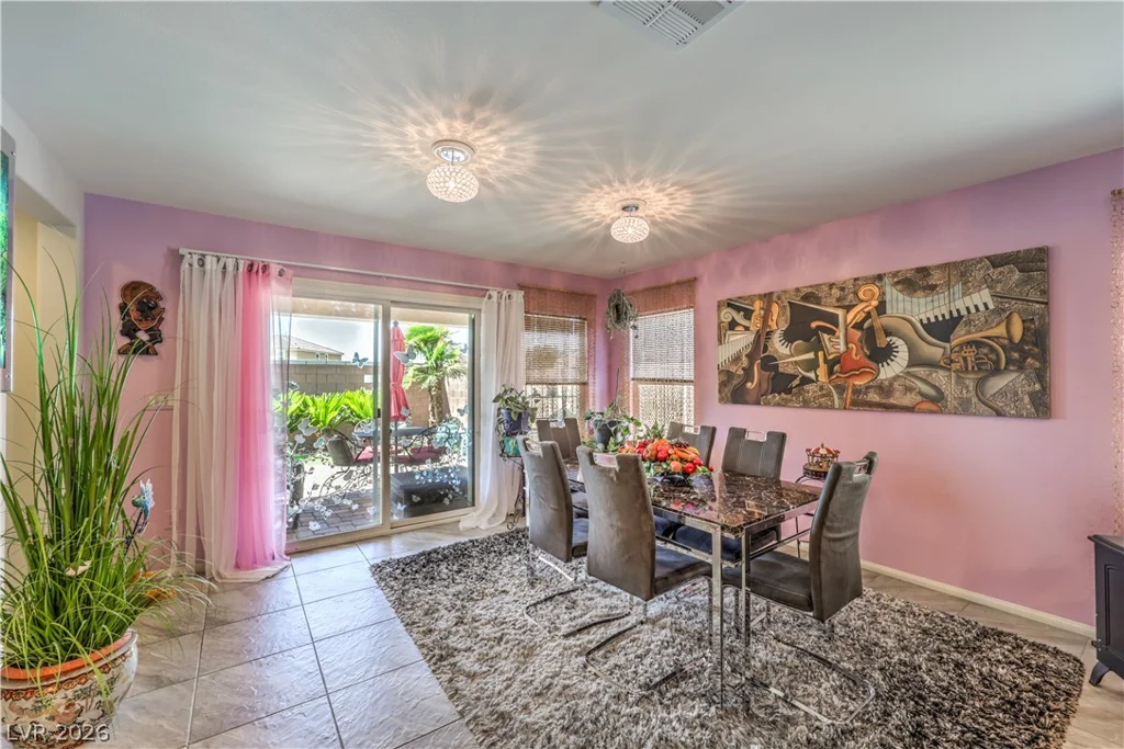 6221 Silver Bank, North Las Vegas, NV 89031