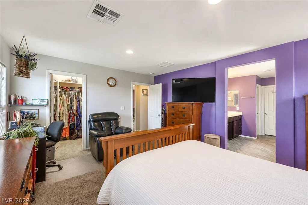 6221 Silver Bank, North Las Vegas, NV 89031