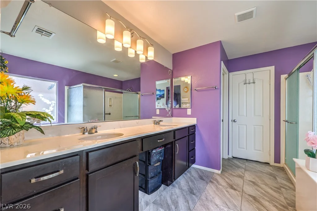 6221 Silver Bank, North Las Vegas, NV 89031