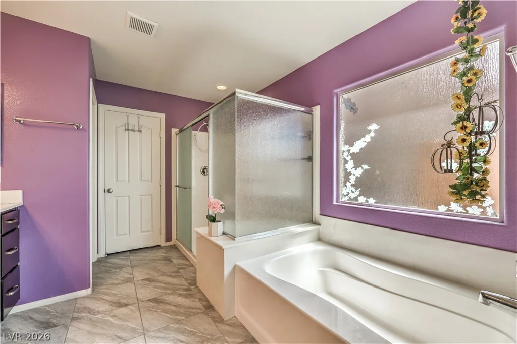 6221 Silver Bank, North Las Vegas, NV 89031