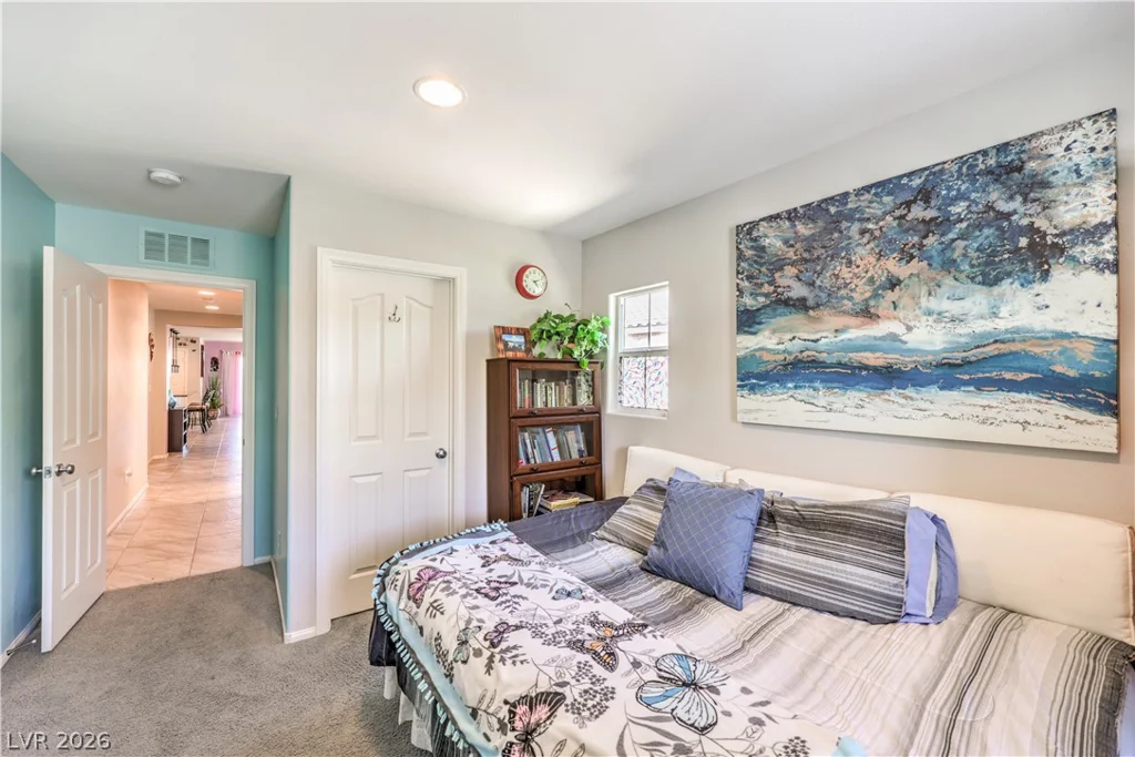 6221 Silver Bank, North Las Vegas, NV 89031