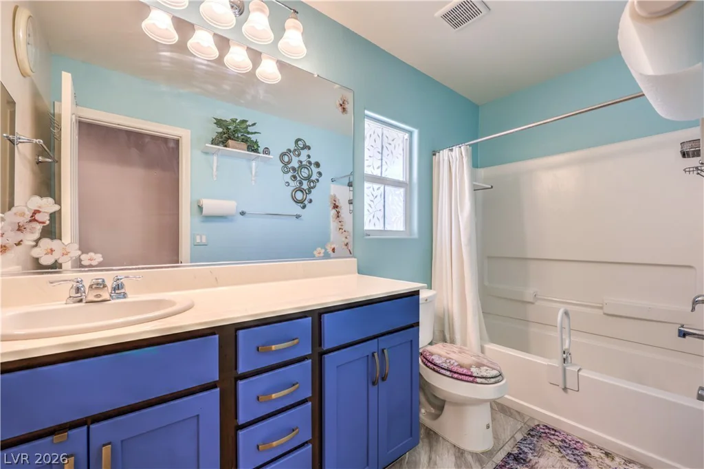 6221 Silver Bank, North Las Vegas, NV 89031