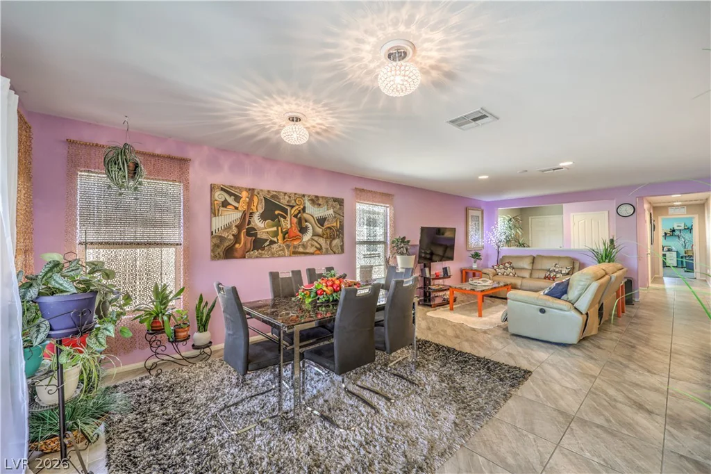 6221 Silver Bank, North Las Vegas, NV 89031