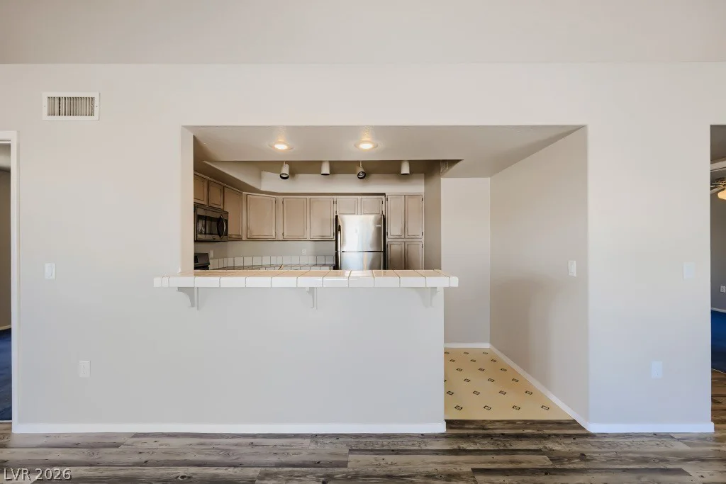 7950 Flamingo, Las Vegas, NV 89147
