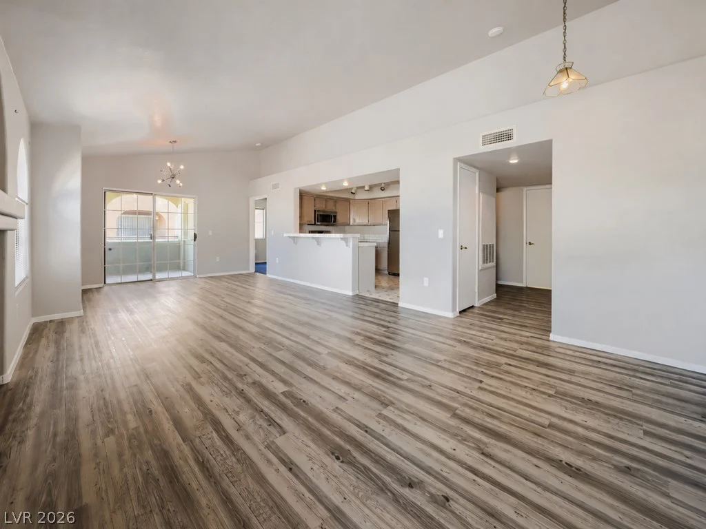 7950 Flamingo, Las Vegas, NV 89147