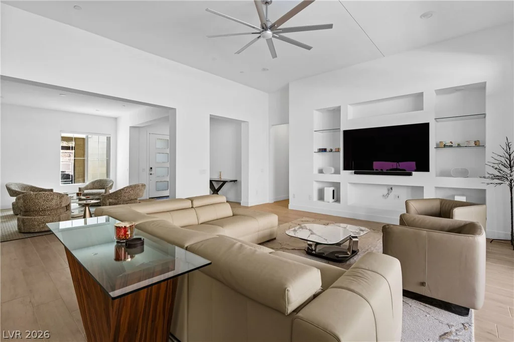 153 Mirage View, Henderson, NV 89011