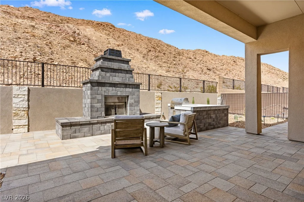 153 Mirage View, Henderson, NV 89011