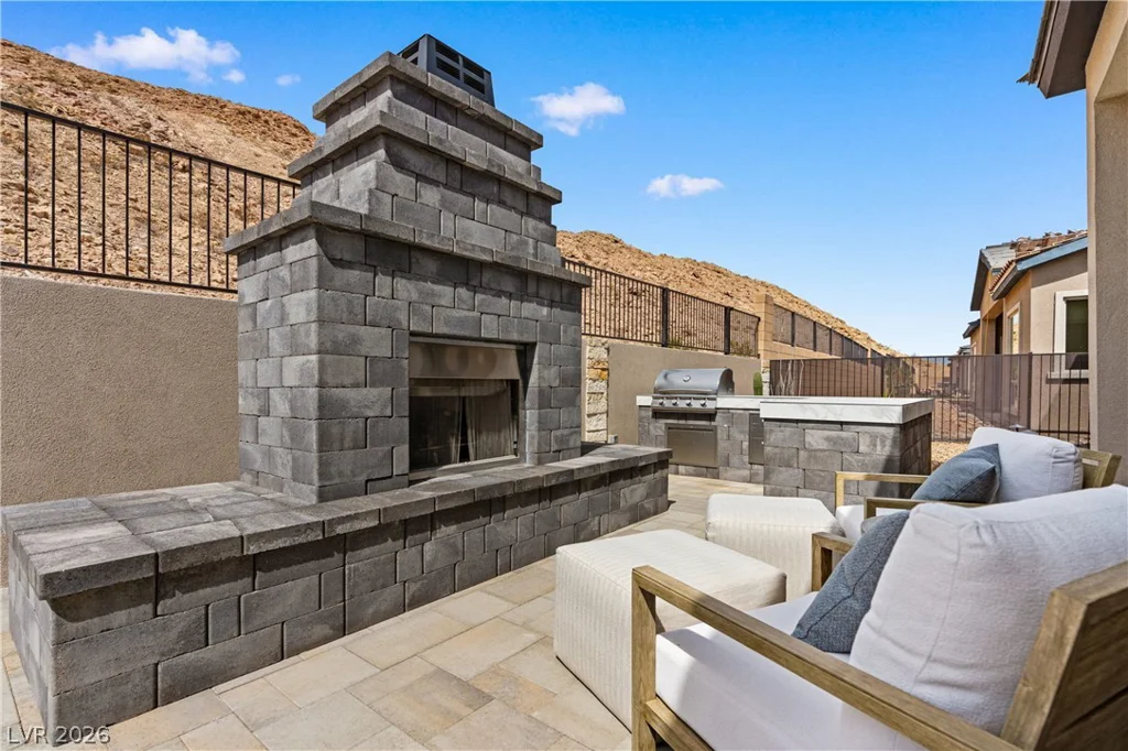 153 Mirage View, Henderson, NV 89011