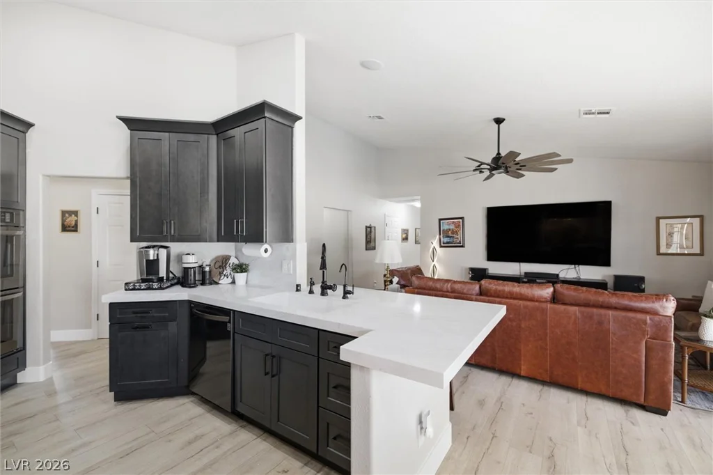 8850 Tenaya, Las Vegas, NV 89113
